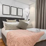 Luxury De Waterkant Apartments